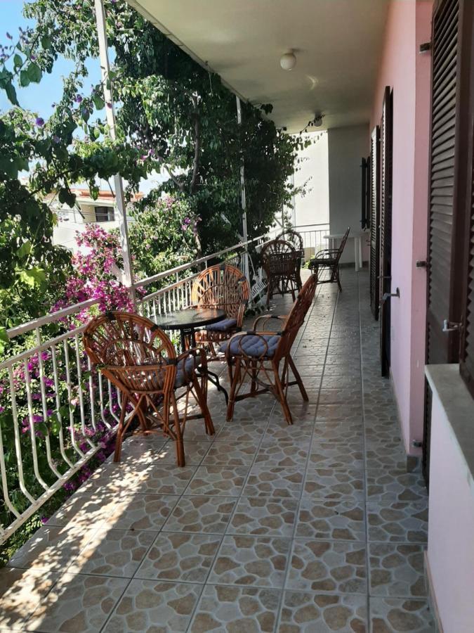 Apartments Tina Omiš Kültér fotó