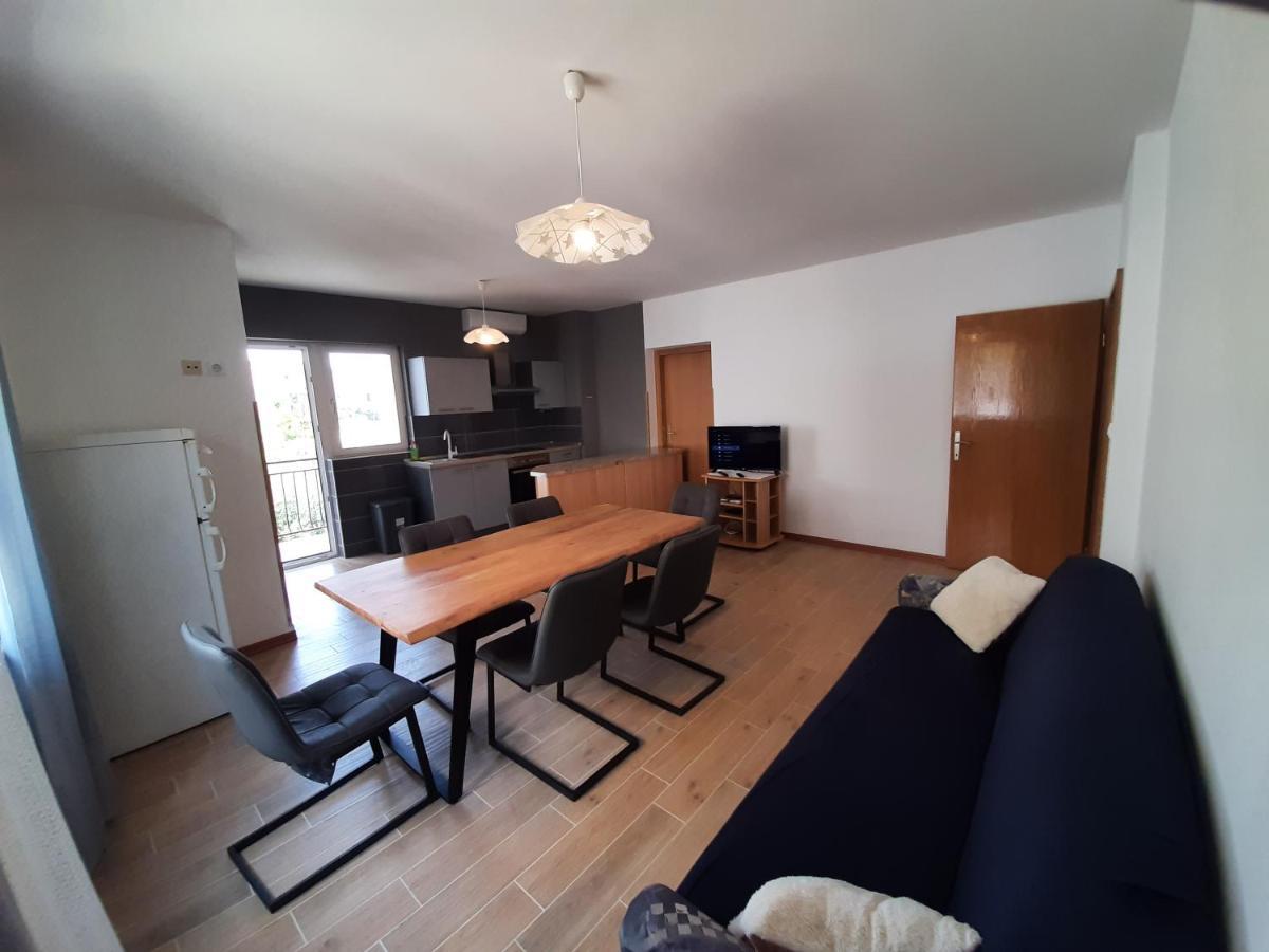 Apartments Tina Omiš Kültér fotó