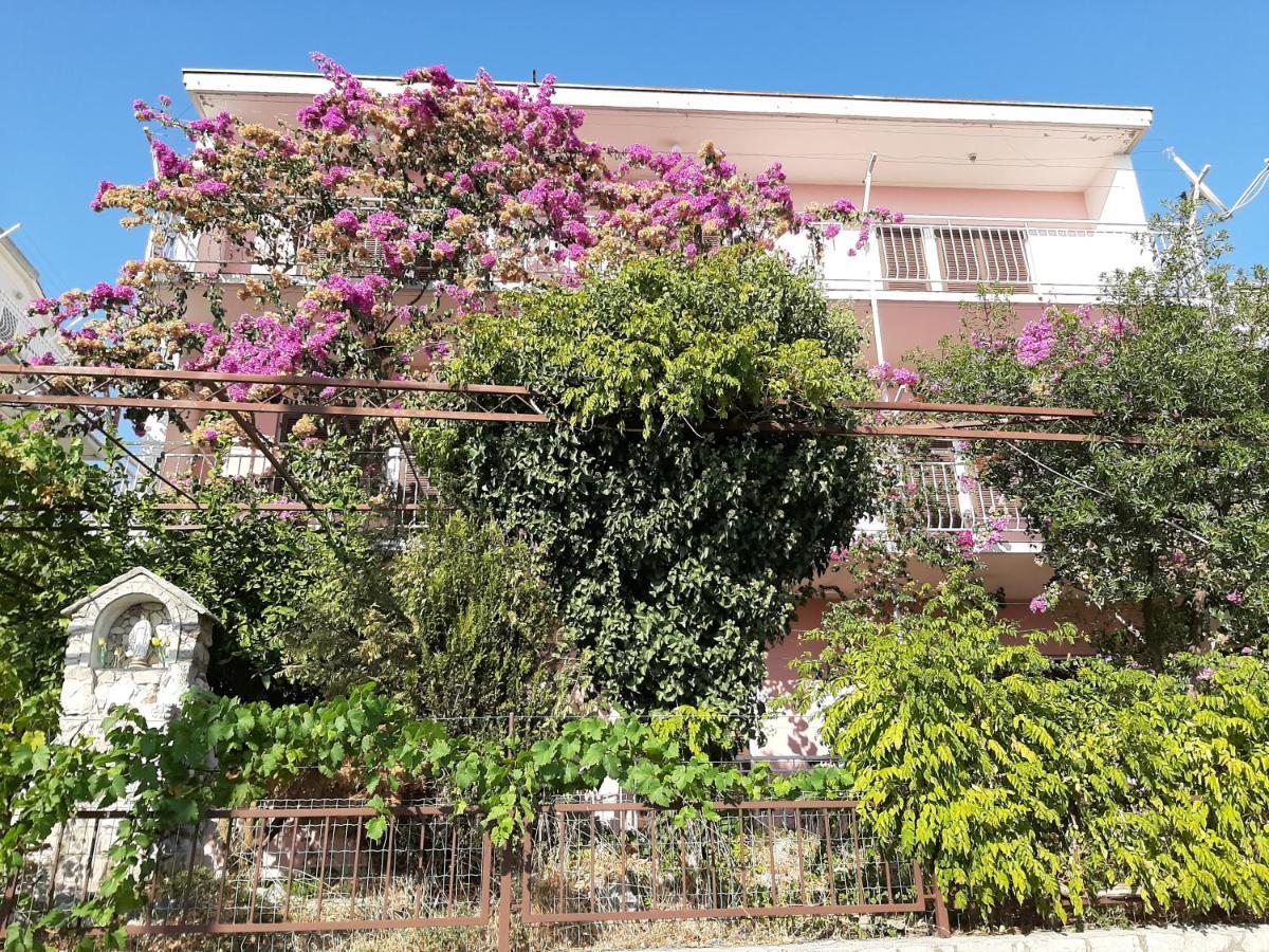 Apartments Tina Omiš Kültér fotó